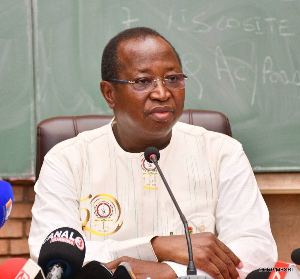 Le ministre a exhorté les nouvelles recrues à plus de sacrifice